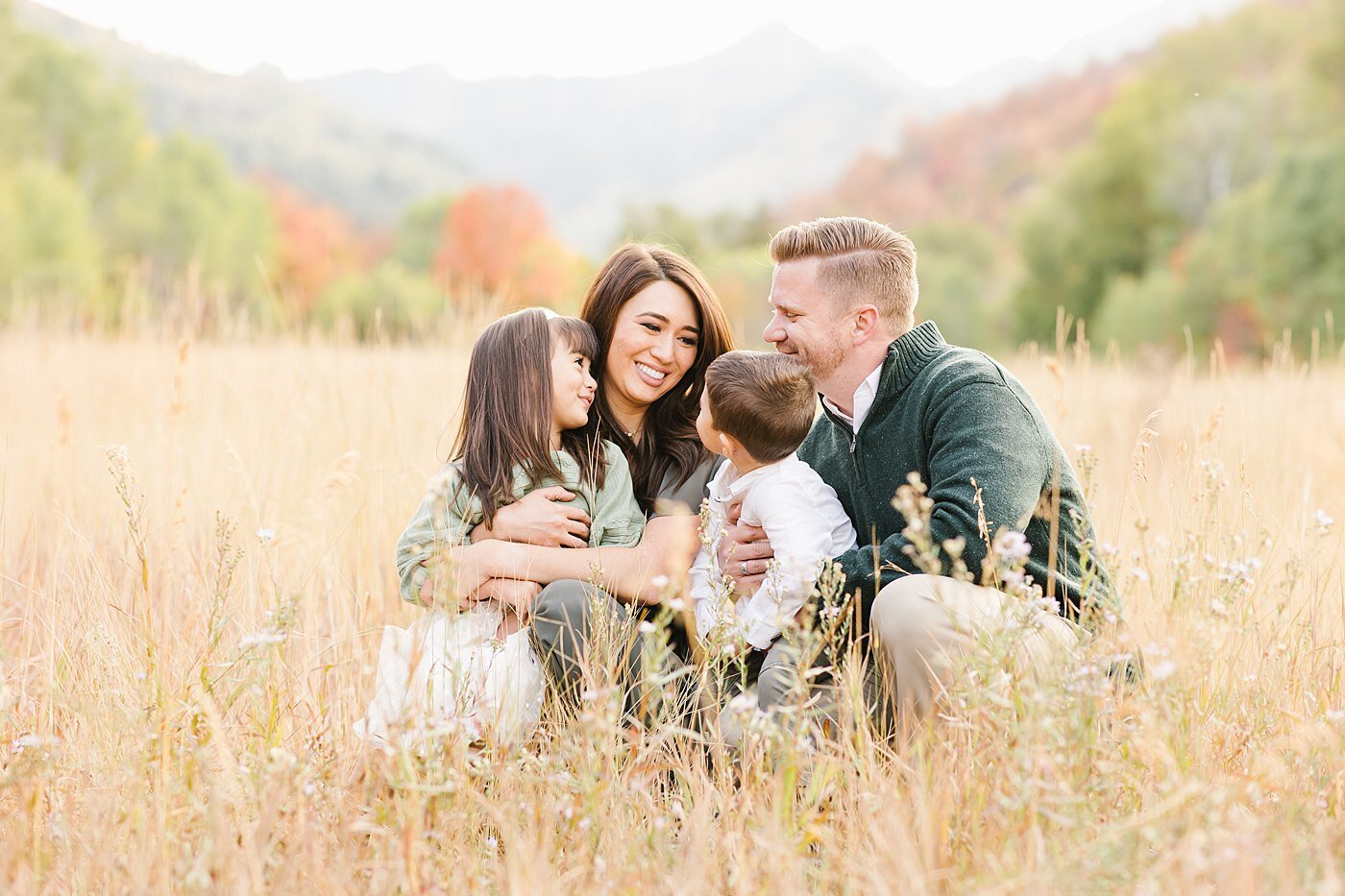 Maddocks Family, photographed by Rachel Lindsey in Provo Canyon, Utah